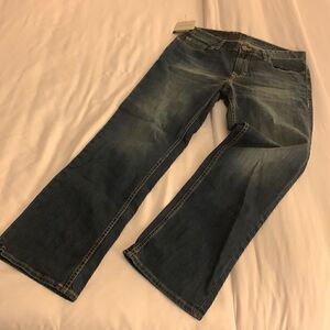 CALVIN KLEIN, NWT jeans, 32x30, straight leg, cotton and elastain, some stretch